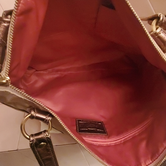 Coach Bag - Picture 5 of 8